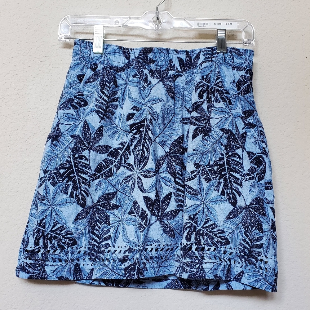 Toad&Co Blue Leaf Pattern Skort.  Size XS
